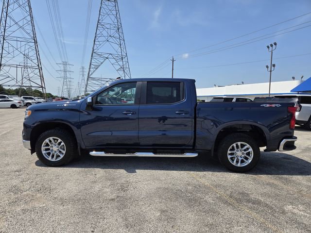 Used 2023 Chevrolet Silverado 1500 LT AWD/4WD image 4
