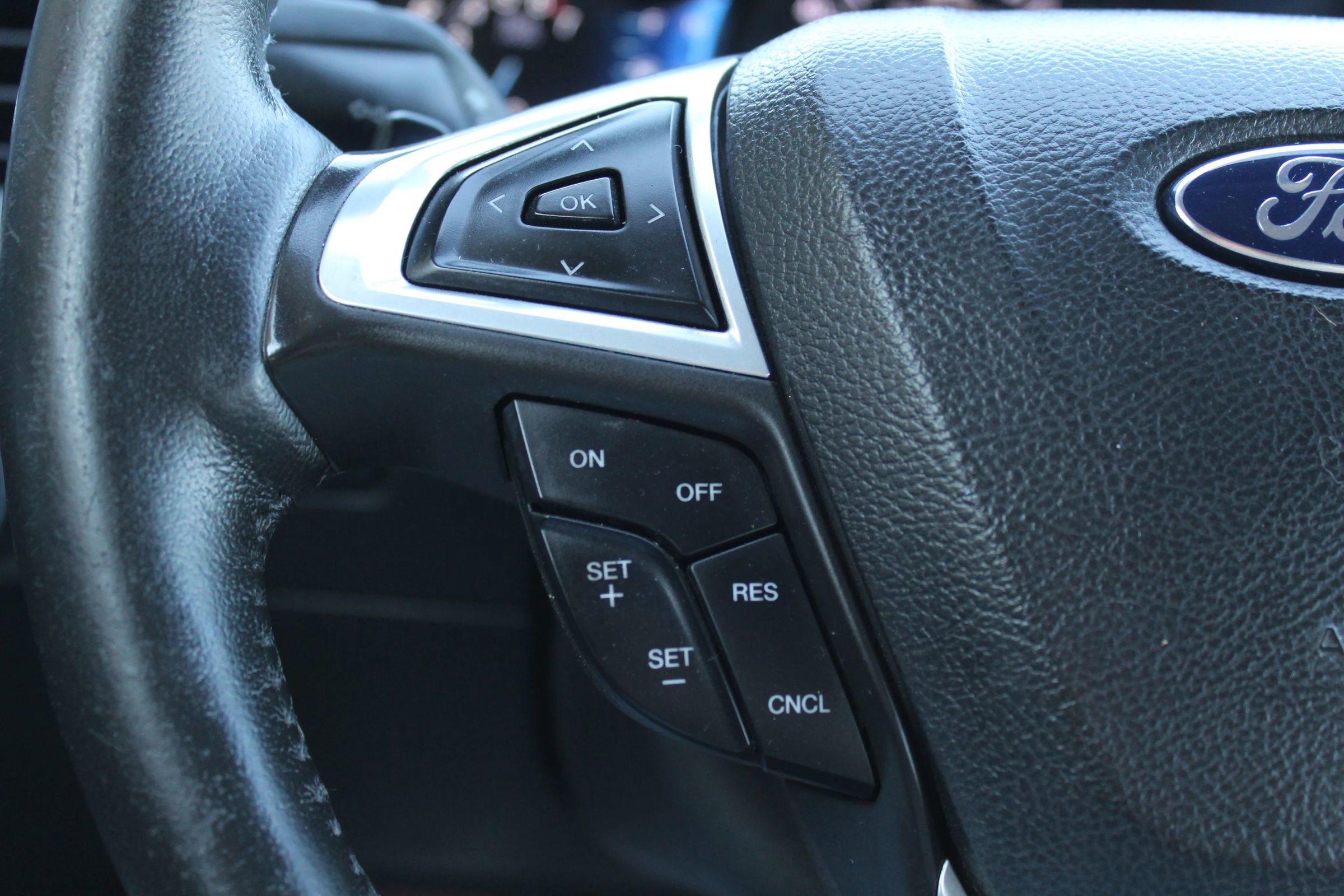 Used 2014 Ford Fusion Titanium image 25