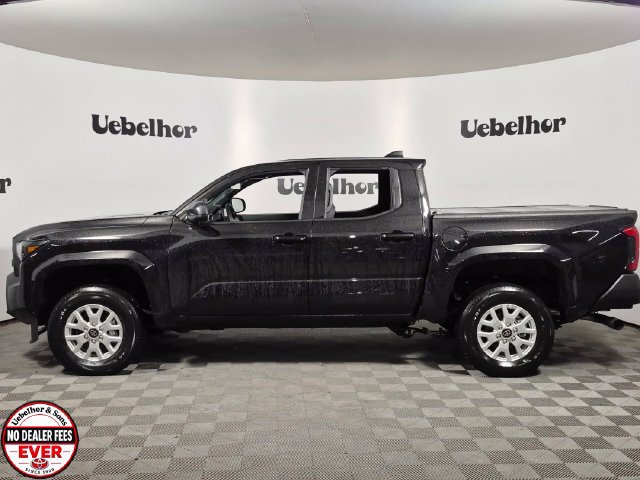 New 2026 Toyota Tacoma SR w/ SR Upgrade Package AWD/4WD image 4
