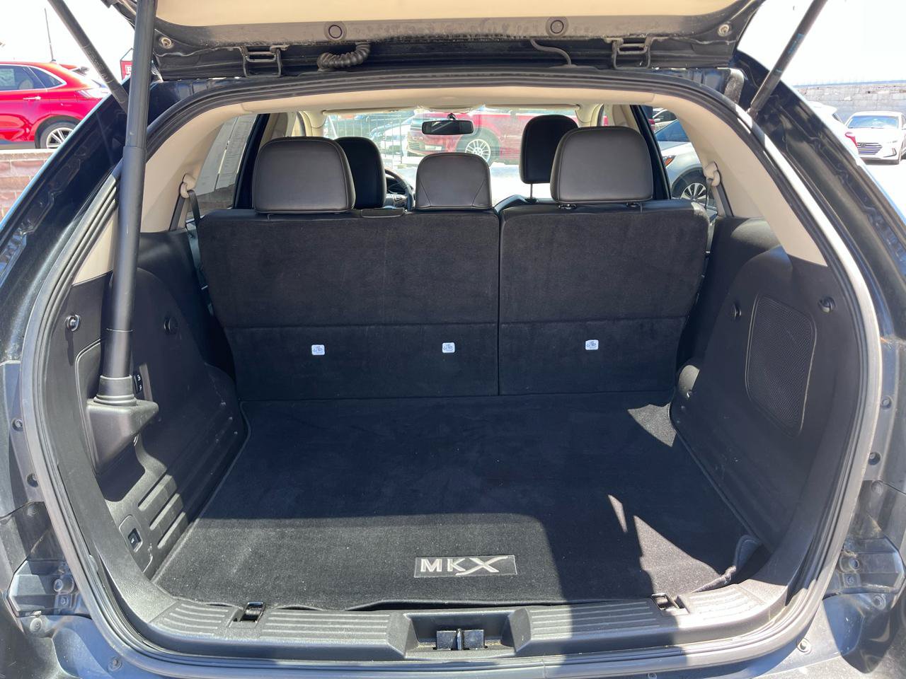 Used 2011 Lincoln MKX 2WD w/ 101A Rapid Spec Order Code image 11
