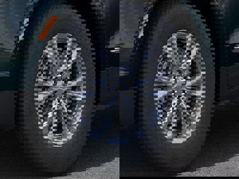 New 2025 Cadillac XT5 Luxury image 9