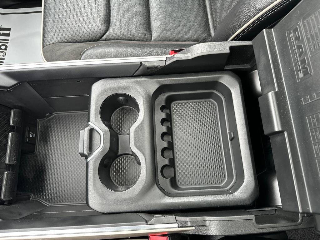 Used 2022 RAM 1500 Laramie image 14