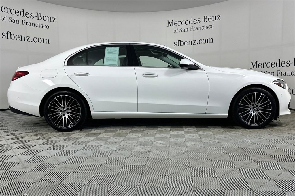 Used 2023 Mercedes-Benz C 300 Sedan image 3