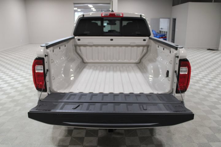 New 2026 GMC Canyon Elevation w/ Convenience Package AWD/4WD image 13
