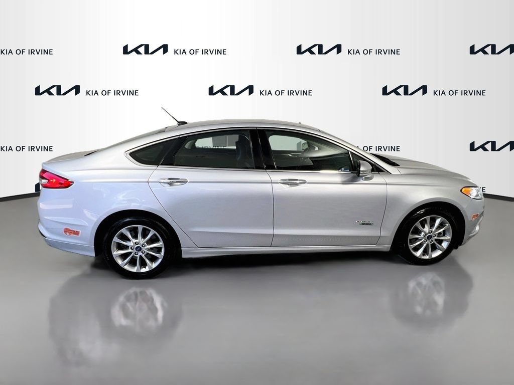 Used 2017 Ford Fusion Energi SE FWD image 8