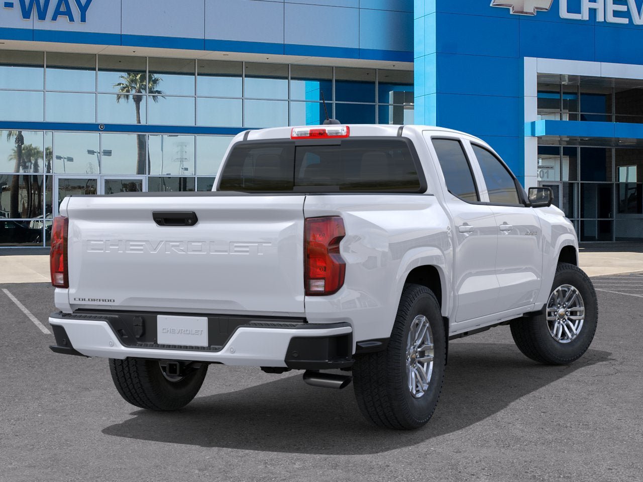 Used 2025 Chevrolet Colorado W/T w/ Advanced Trailering Package RWD image 4