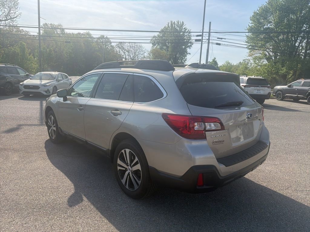 Used 2019 Subaru Outback 2.5i Limited image 9