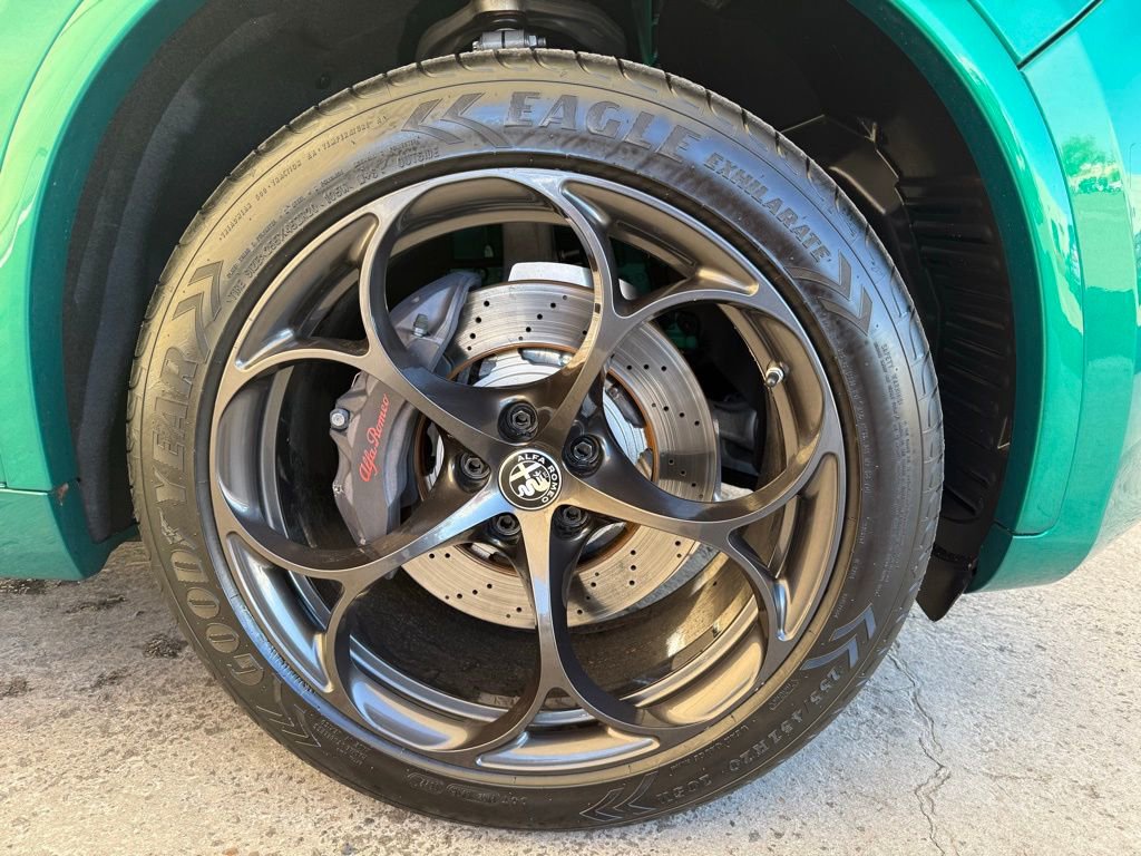 Used 2024 Alfa Romeo Stelvio Quadrifoglio w/ Active Assist Plus Package image 10