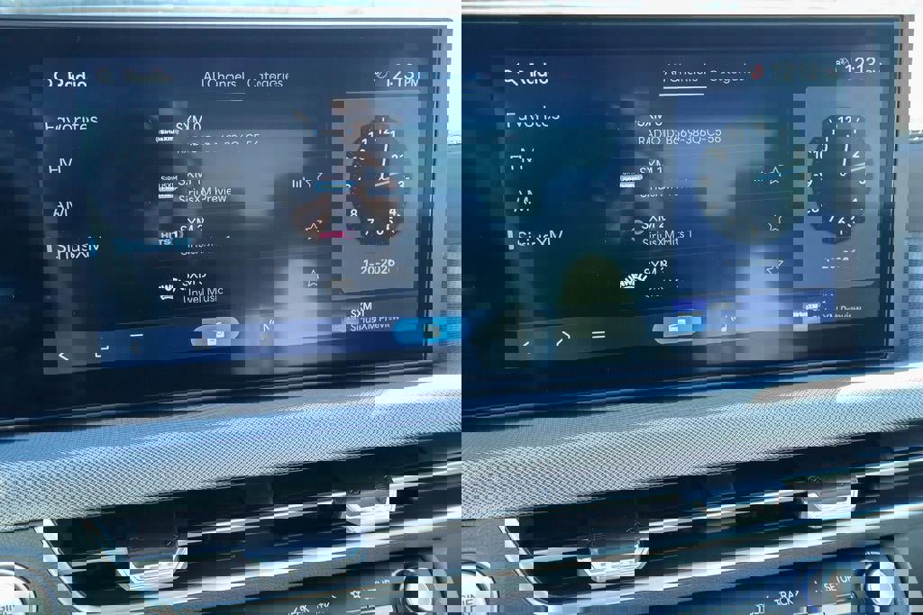 New 2026 Hyundai Sonata SEL image 3