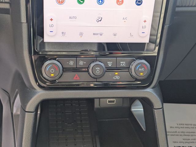 Used 2024 Ford Ranger Lariat w/ Trailer Tow Package image 20