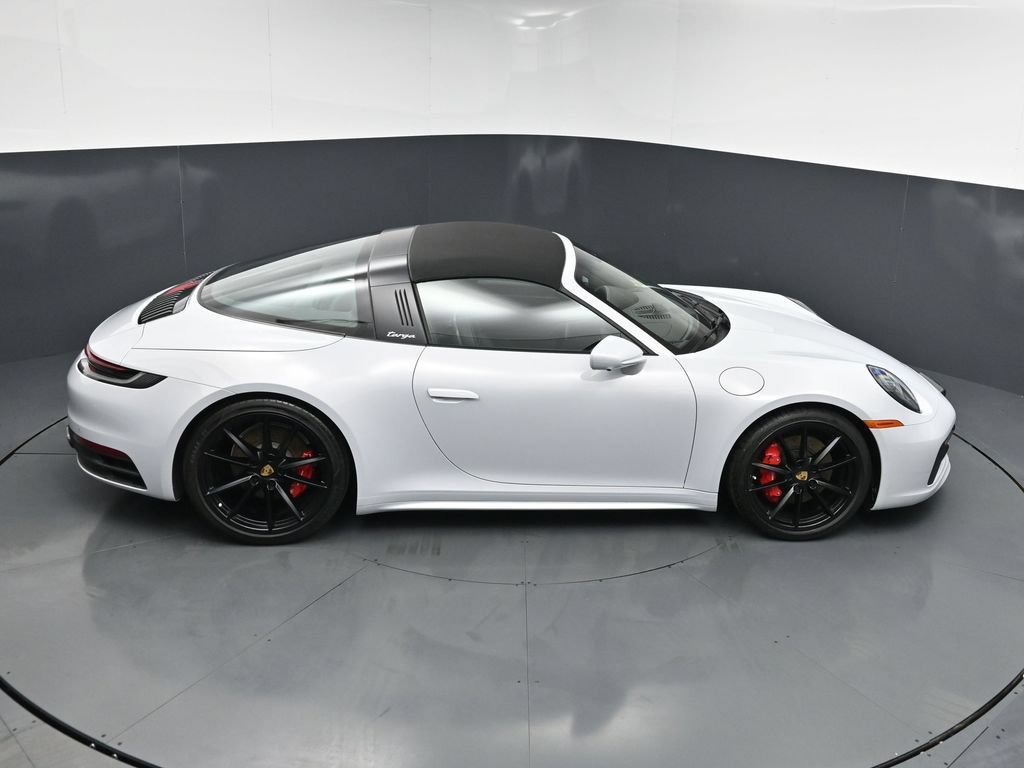Certified 2024 Porsche 911 Targa 4S w/ Premium Package AWD/4WD image 17