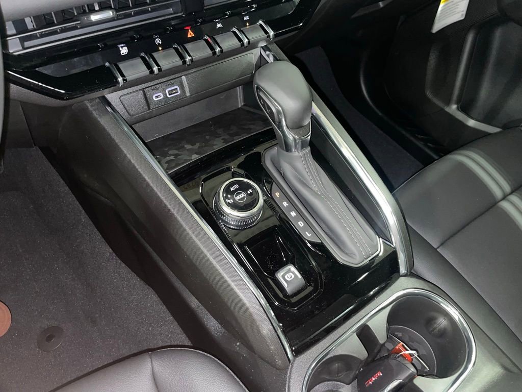 New 2026 GMC Canyon Elevation w/ Convenience Package image 18