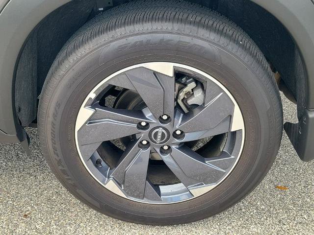 Certified 2026 Nissan Rogue SV image 12