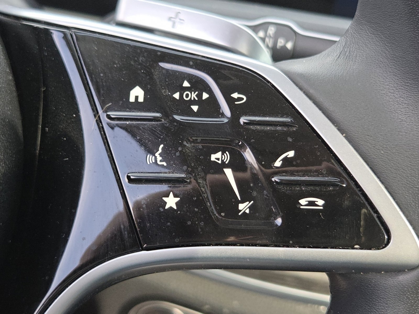 Used 2024 Mercedes-Benz GLE 350 4MATIC image 9