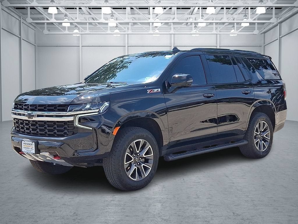 Certified 2024 Chevrolet Tahoe Z71 w/ Luxury Package AWD/4WD image 4
