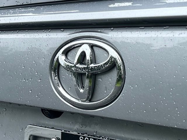 Used 2025 Toyota RAV4 XLE AWD/4WD image 8