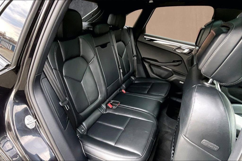 Used 2023 Porsche Macan S image 24