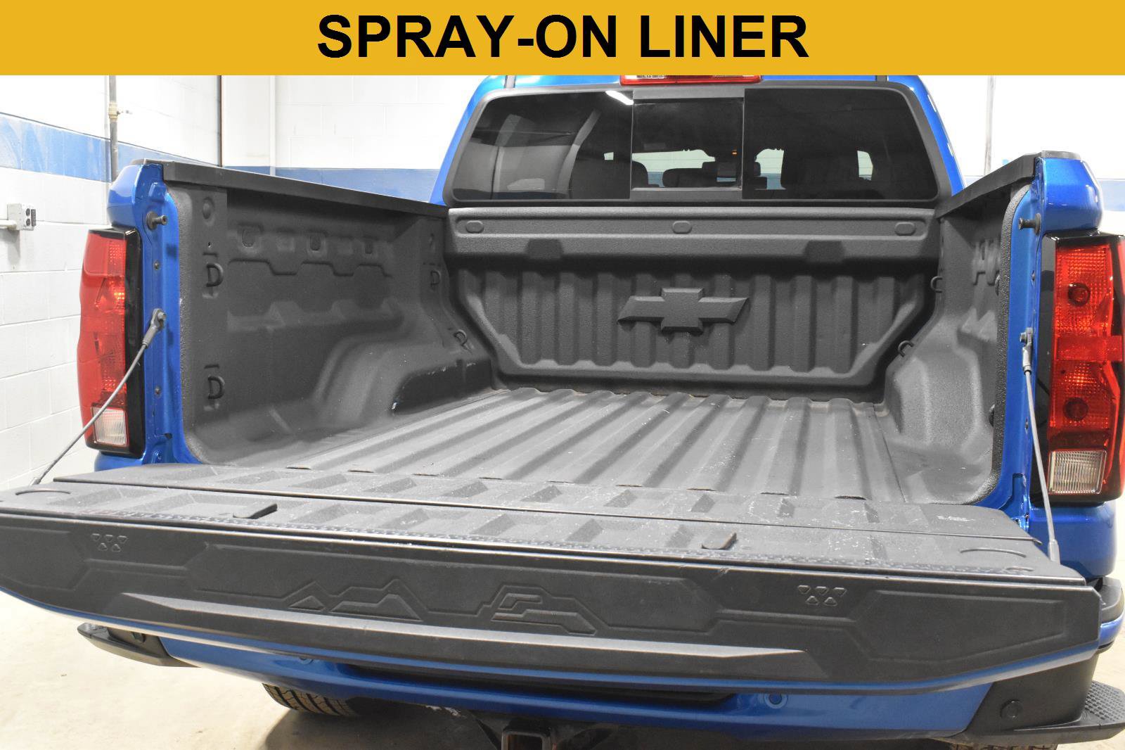 Used 2023 Chevrolet Colorado LT w/ LT Convenience Package II image 5