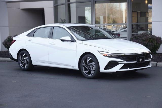 New 2025 Hyundai Elantra Limited image 1