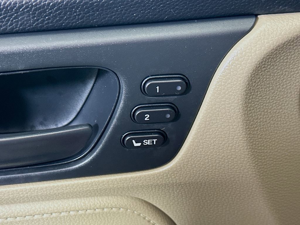 Used 2024 Honda Odyssey EX-L image 22