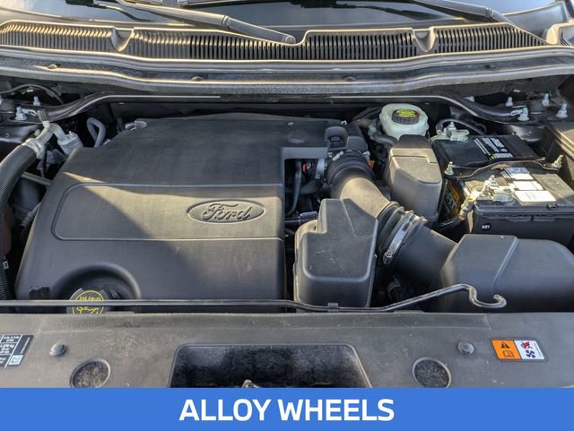 Used 2017 Ford Explorer XLT w/ Equipment Group 202A image 12