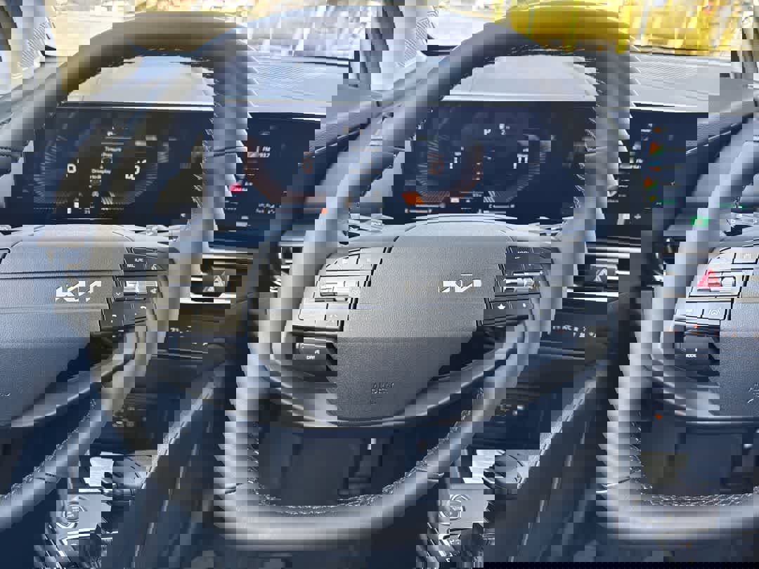 New 2026 Kia Sportage EX image 14