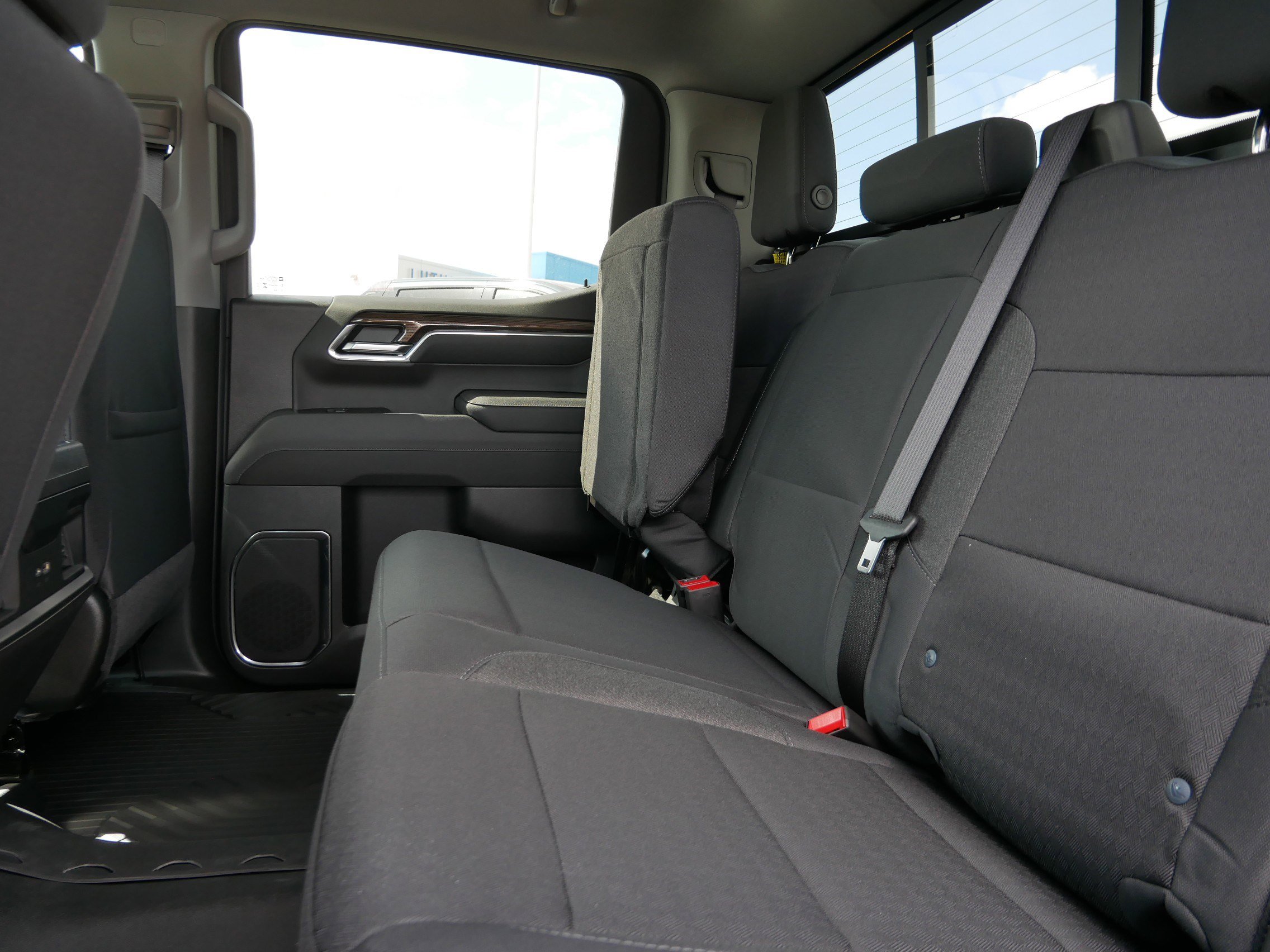 New 2026 Chevrolet Silverado 1500 LT Trail Boss w/ Safety Package AWD/4WD image 5
