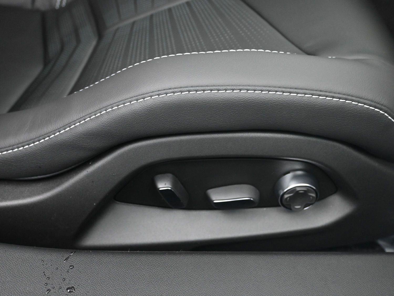 New 2026 Chevrolet Corvette Stingray Premium Conv w/ 3LT image 10