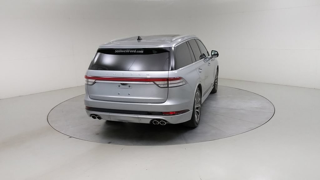 Used 2023 Lincoln Aviator Grand Touring w/ Equipment Group 301A AWD/4WD image 16
