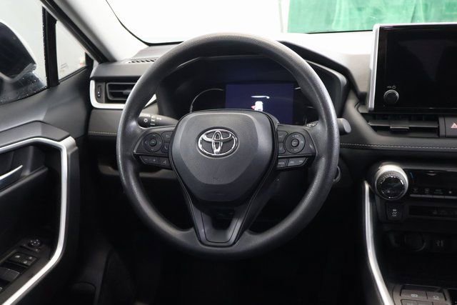 Used 2025 Toyota RAV4 XLE image 15