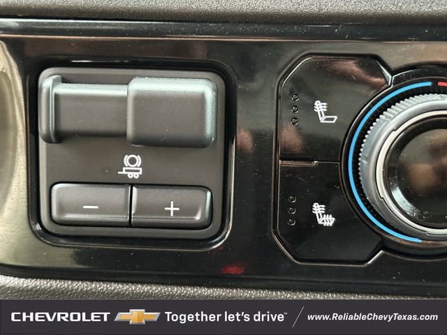 Used 2025 Chevrolet Silverado 2500 LT AWD/4WD image 23