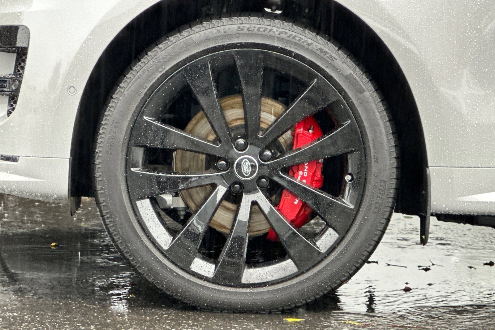 Used 2025 Land Rover Range Rover Sport Dynamic SE image 13