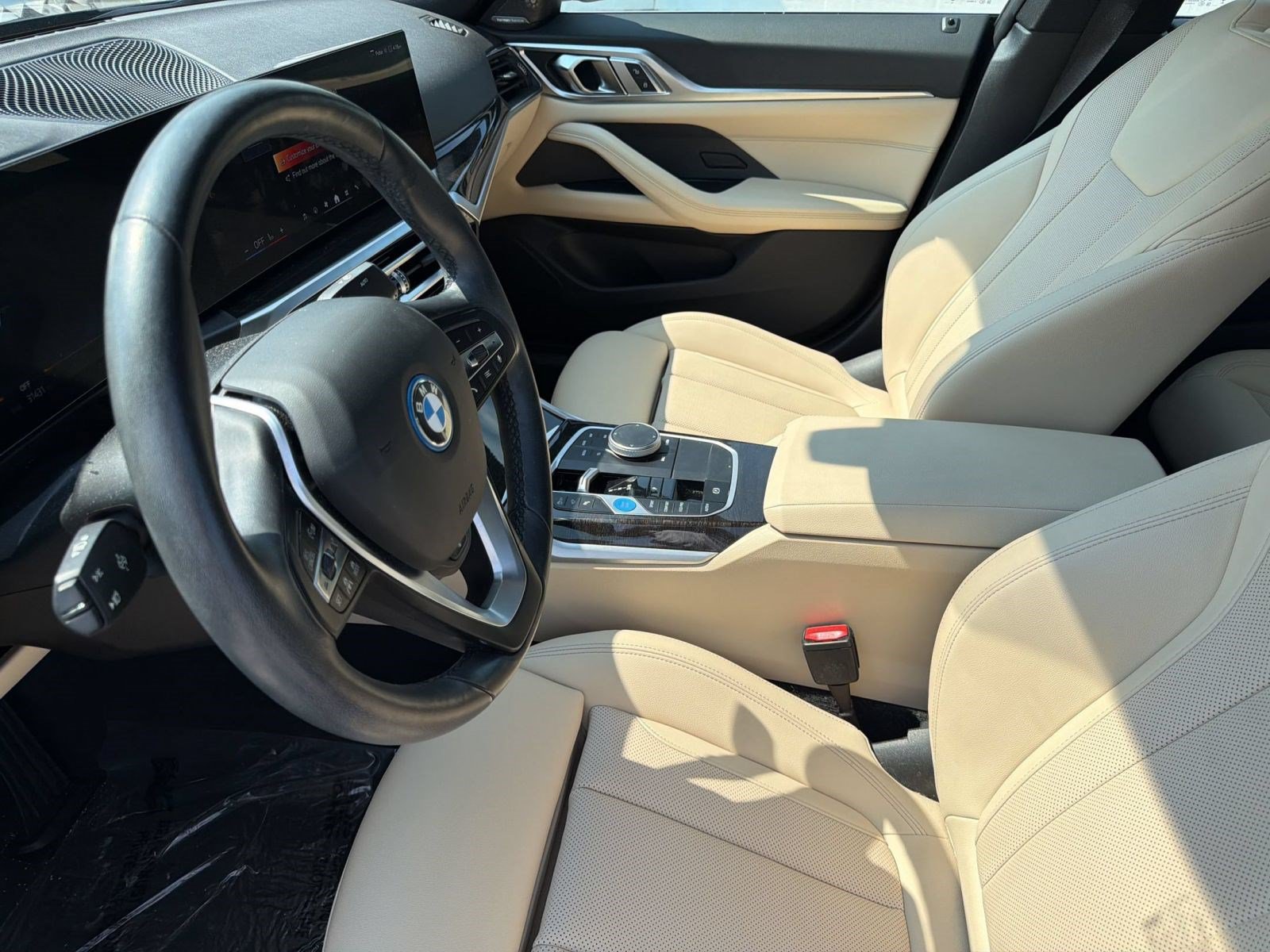Used 2024 BMW i4 eDrive35 w/ Premium Package RWD image 5