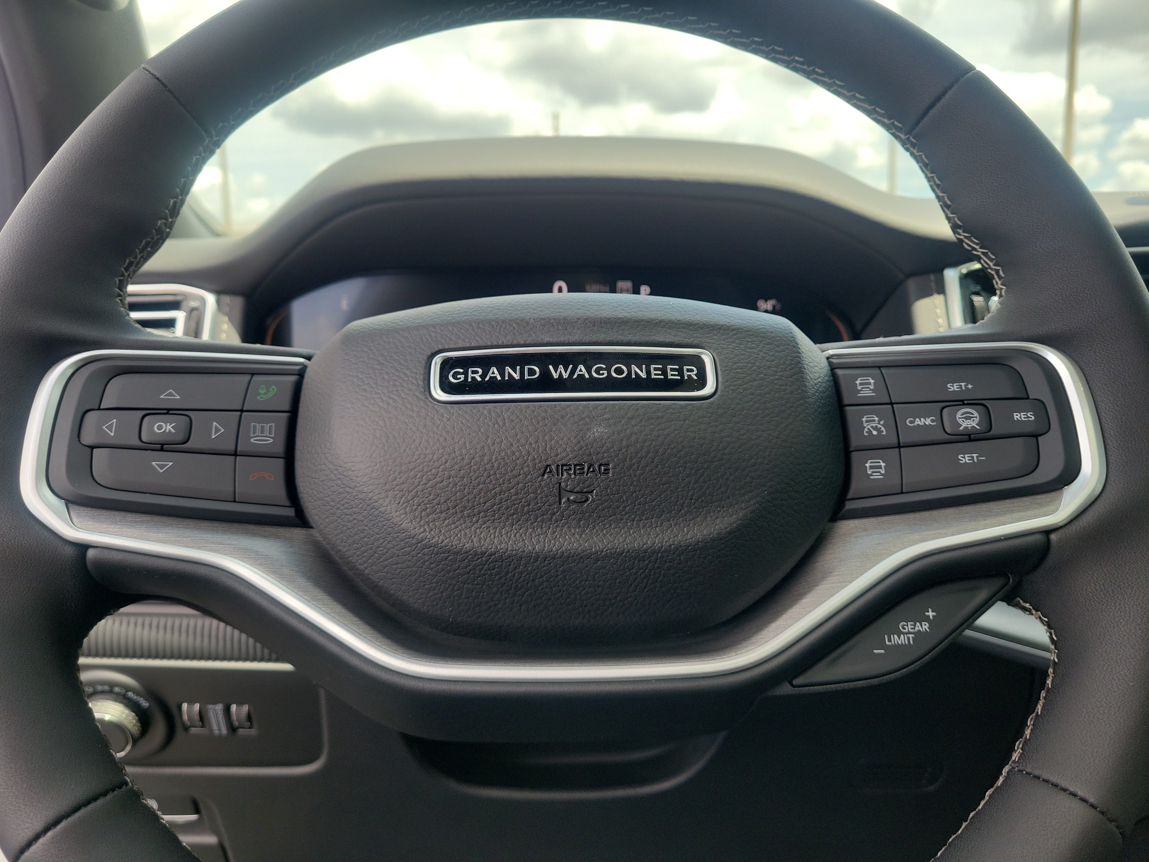 New 2026 Jeep Grand Wagoneer L Limited AWD/4WD image 13