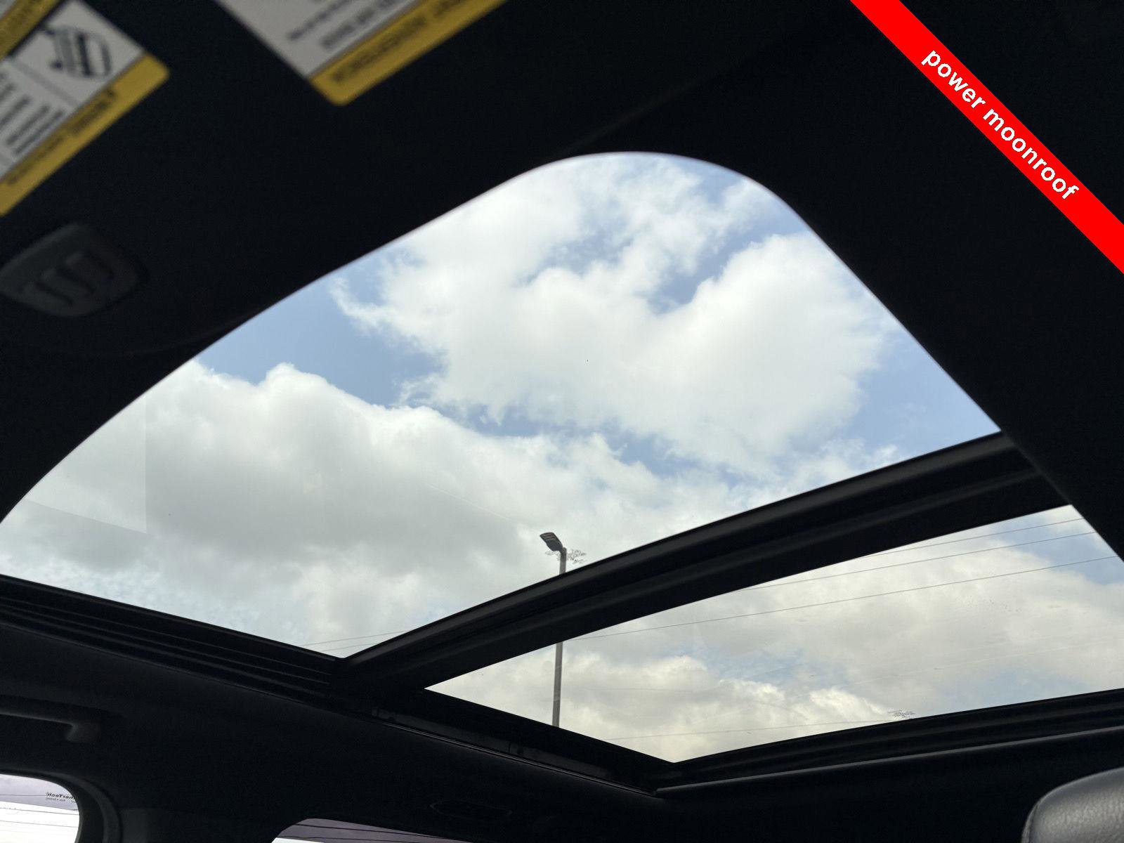 Used 2021 Ford Expedition Max Limited image 5