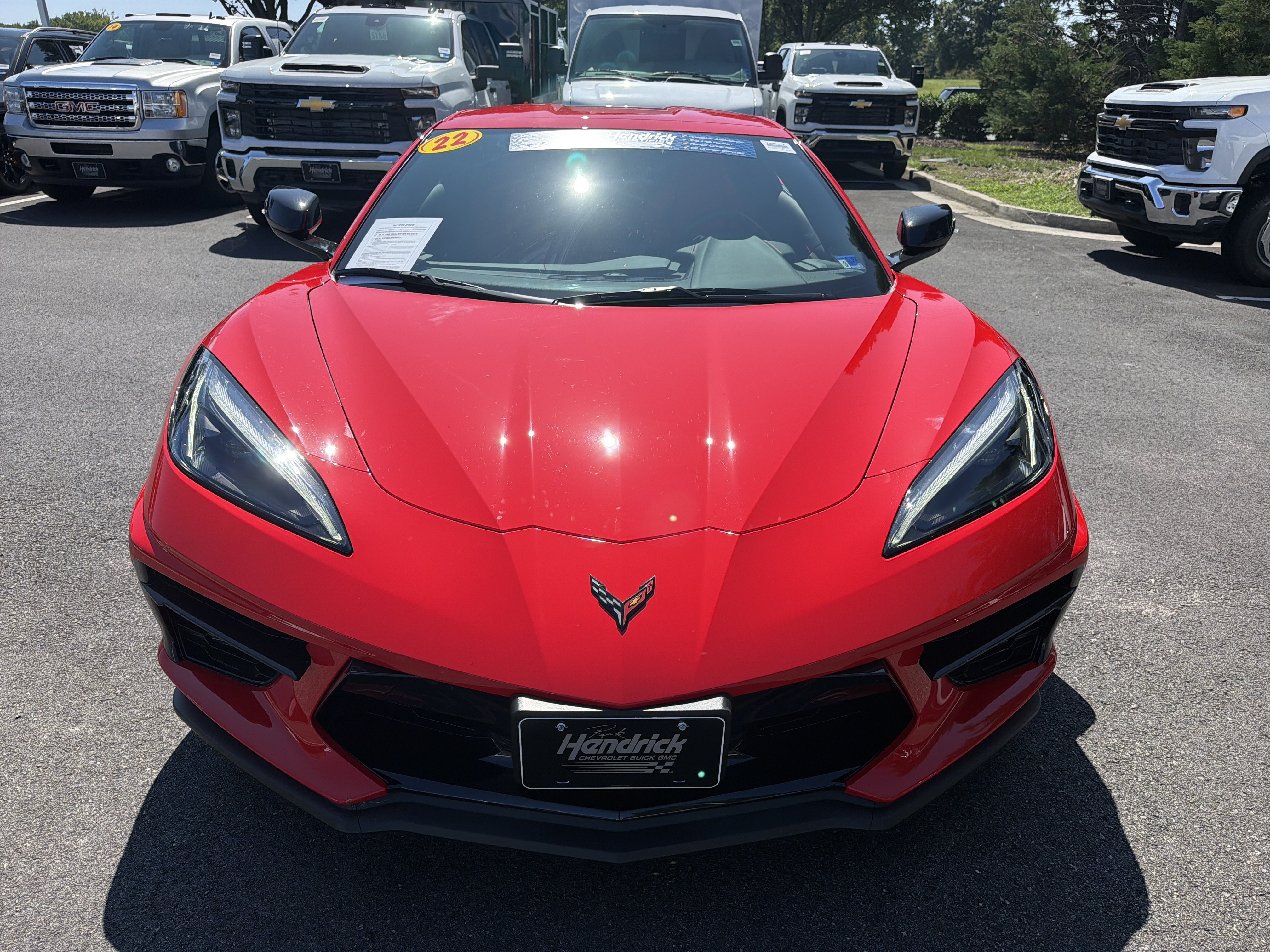 Used 2022 Chevrolet Corvette Stingray Coupe w/ Z51 Performance Package RWD image 3