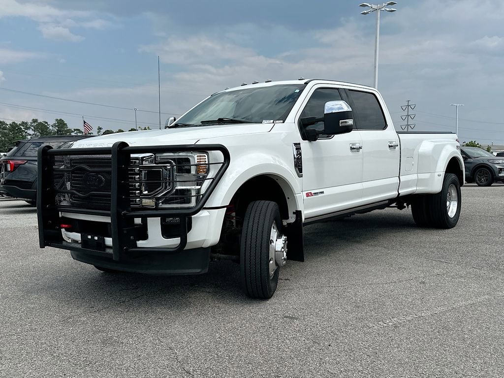 Used 2020 Ford F450 Platinum w/ FX4 Off-Road Package AWD/4WD image 2