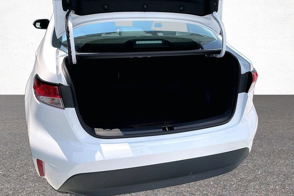 New 2026 Toyota Corolla LE FWD image 7