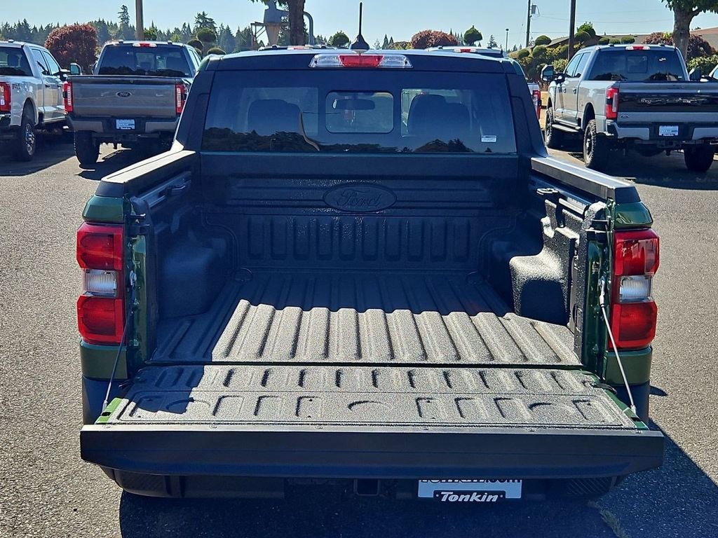 New 2025 Ford Maverick Lariat w/ Black Appearance Package image 27