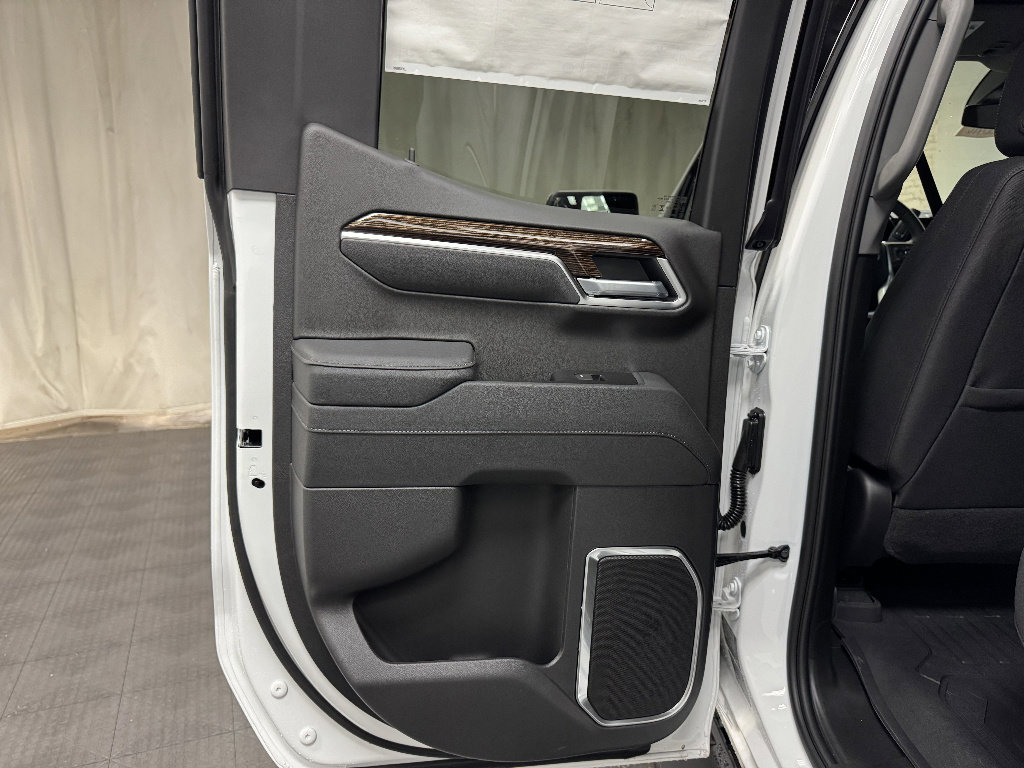 New 2026 GMC Sierra 1500 SLE w/ LPO, GMC Protection Package image 17
