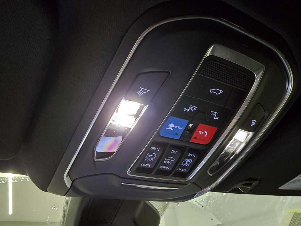 New 2025 Jeep Wagoneer L Series II w/ Premium Group I image 30