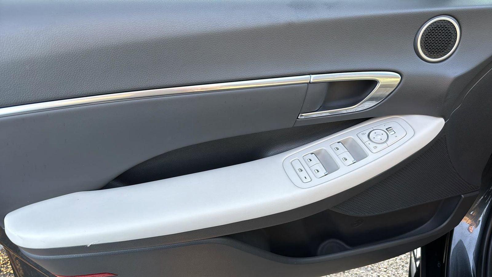 Used 2023 Hyundai Sonata SEL image 12