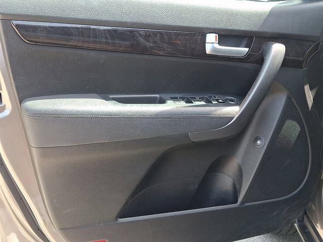 Used 2014 Kia Sorento LX AWD/4WD image 12
