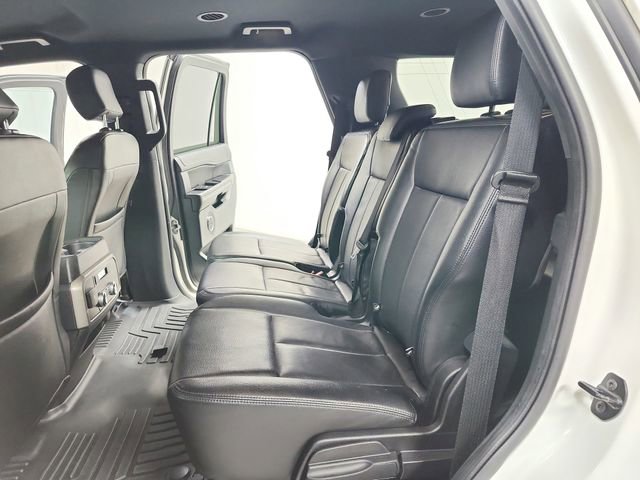 Used 2020 Ford Expedition XLT image 26