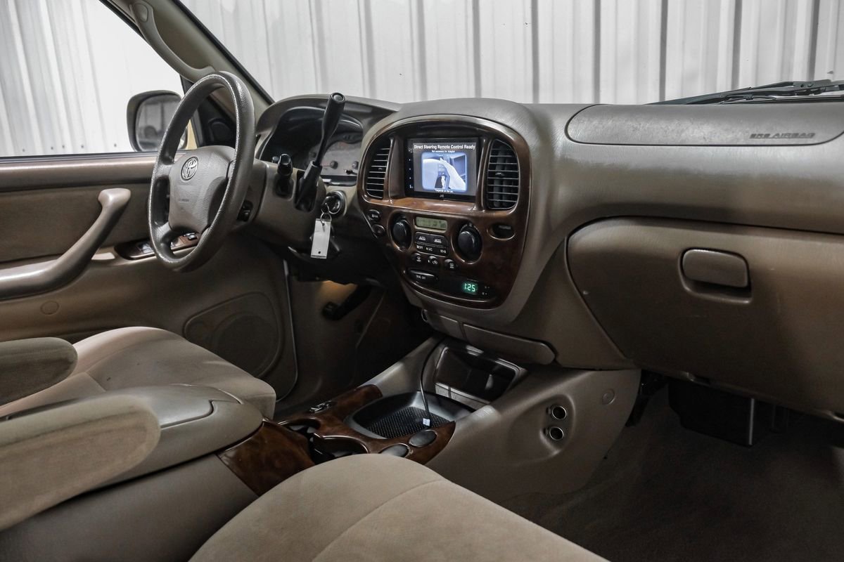 Used 2004 Toyota Sequoia SR5 image 12