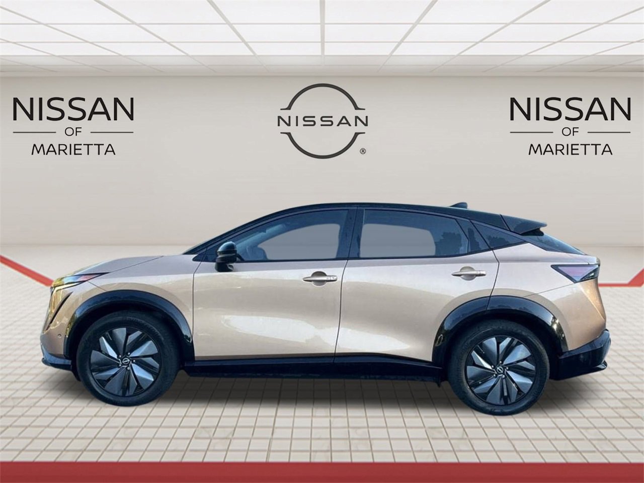 Used 2023 Nissan Ariya image 21