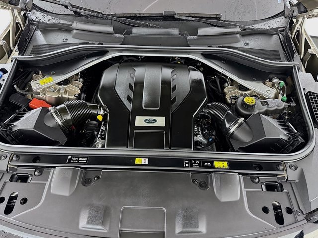 Certified 2023 Land Rover Range Rover Long Wheelbase SE image 32
