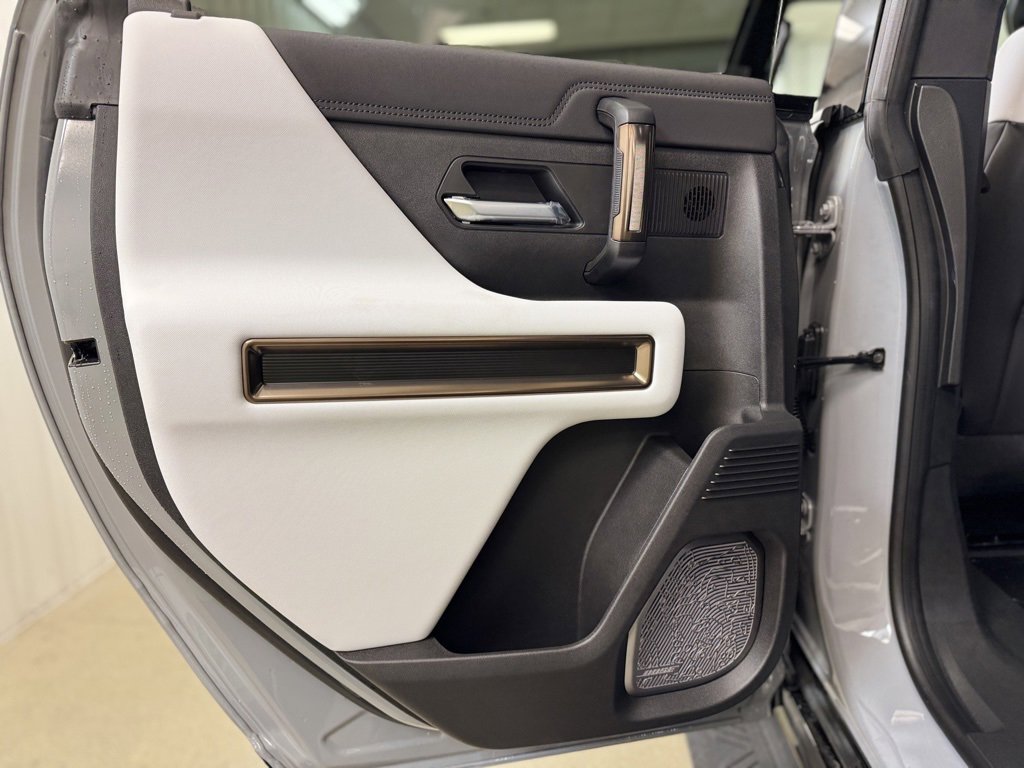 New 2025 GMC Hummer EV 2X w/ LPO, Sport Package image 15