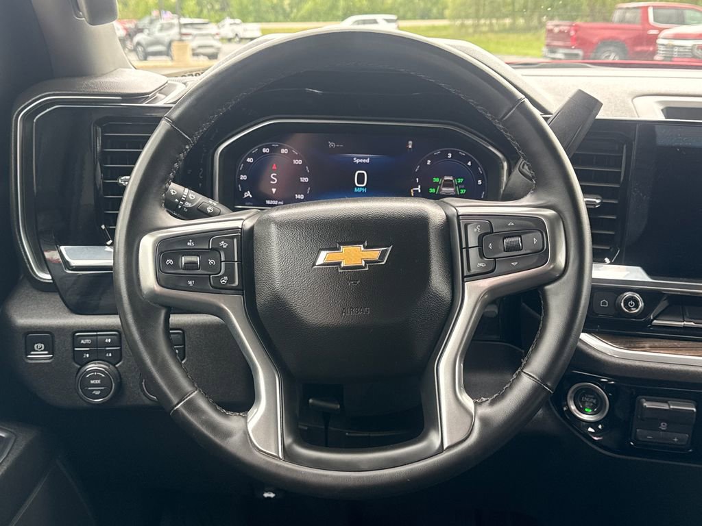 Certified 2024 Chevrolet Silverado 1500 LT AWD/4WD image 13