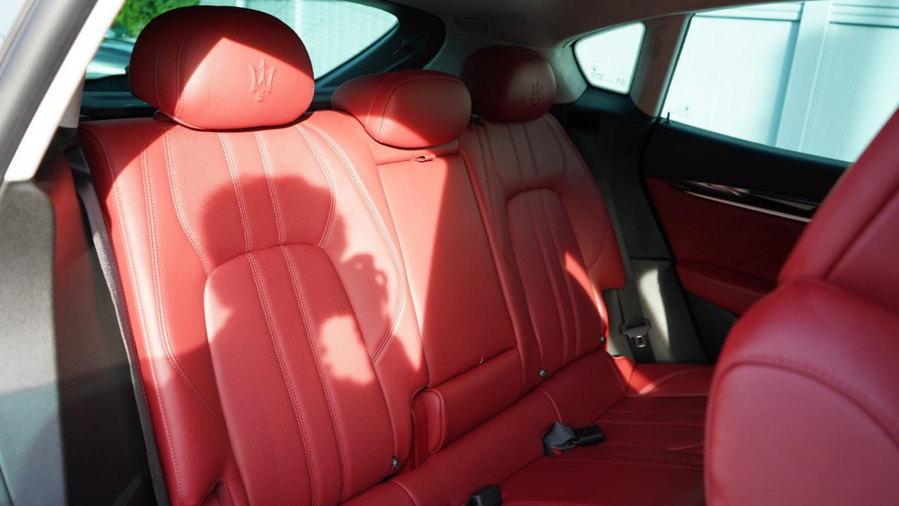 Used 2023 Maserati Levante Modena AWD/4WD image 48